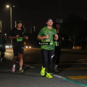 Runner Photo 5643384