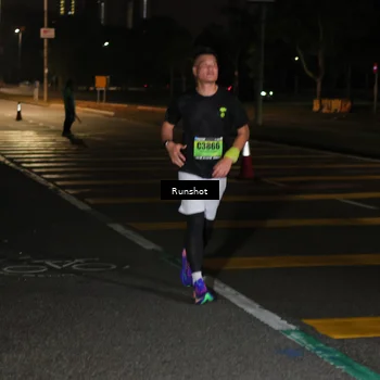 Runner Photo 5643518
