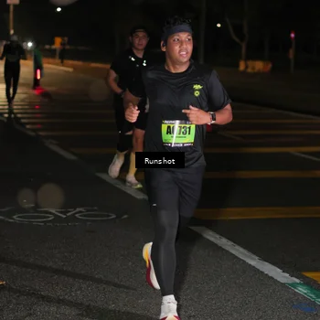 Runner Photo 5643567
