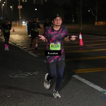 Runner Photo 5643623