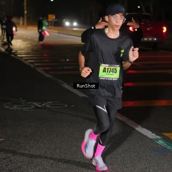 Runner Photo 5643648