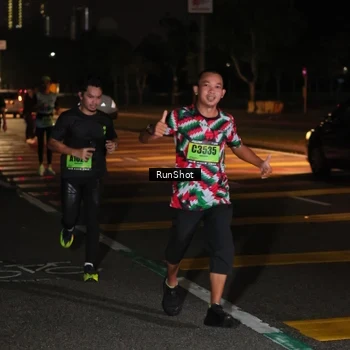 Runner Photo 5643652