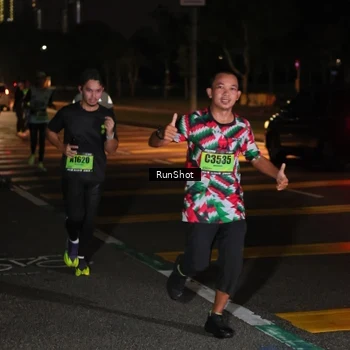 Runner Photo 5643655
