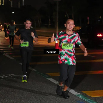 Runner Photo 5643659