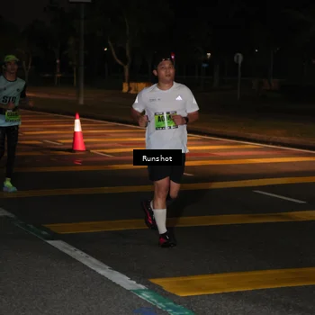 Runner Photo 5643670