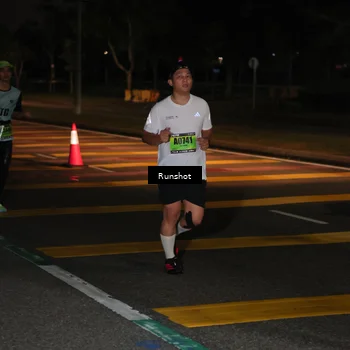 Runner Photo 5643671
