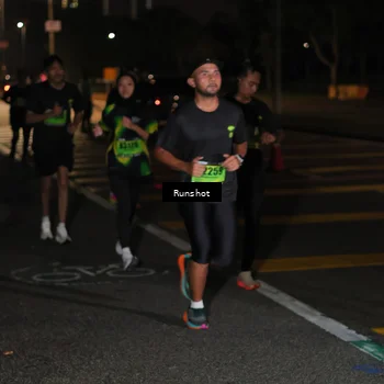 Runner Photo 5643691