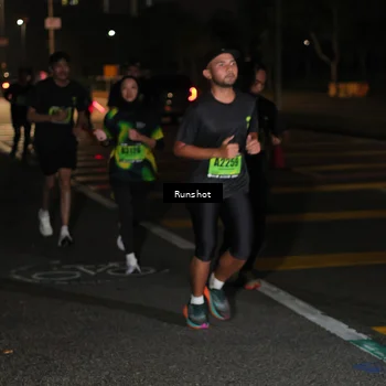 Runner Photo 5643692