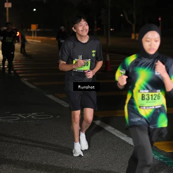Runner Photo 5643721