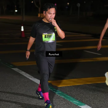 Runner Photo 5643846