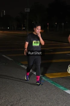 Runner Photo 5643862