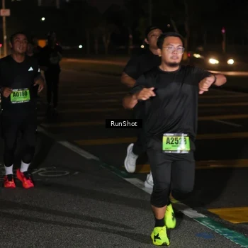 Runner Photo 5643877
