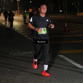 Runner Photo 5643885