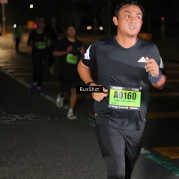 Runner Photo 5643892