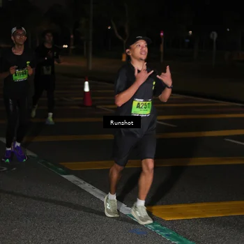 Runner Photo 5643903
