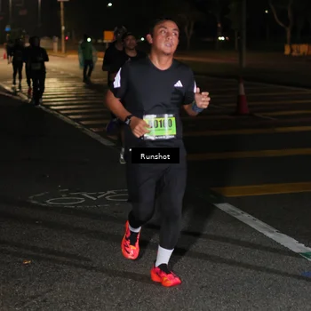 Runner Photo 5643910