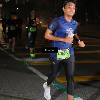 Runner Photo 5645117
