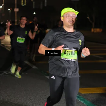 Runner Photo 5645291