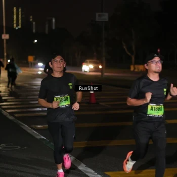 Runner Photo 5645342