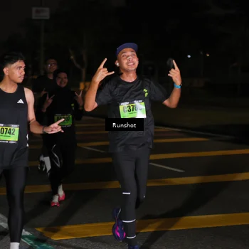 Runner Photo 5645371