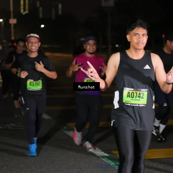 Runner Photo 5645391