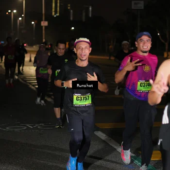 Runner Photo 5645396