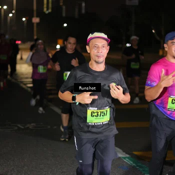 Runner Photo 5645410