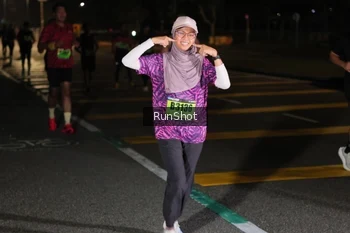 Runner Photo 5645442