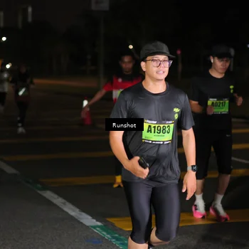 Runner Photo 5645518