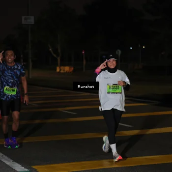 Runner Photo 5645576