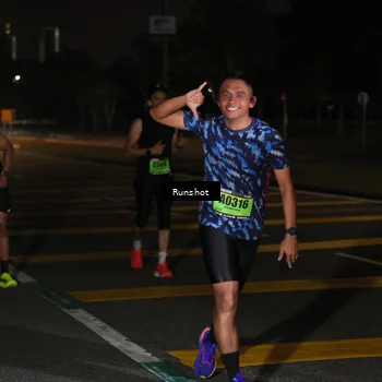 Runner Photo 5645599