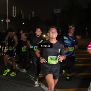 Runner Photo 5645696