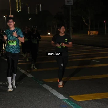 Runner Photo 5645774