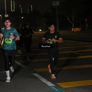 Runner Photo 5645811