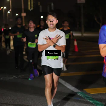 Runner Photo 5646002