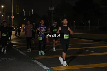 Runner Photo 5646055