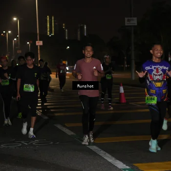 Runner Photo 5646059