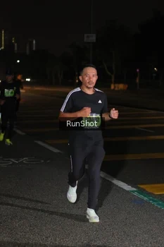 Runner Photo 5646431