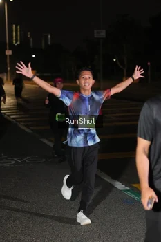 Runner Photo 5646518
