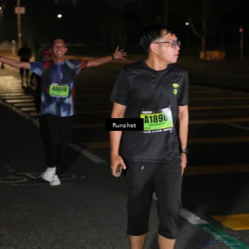 Runner Photo 5646524