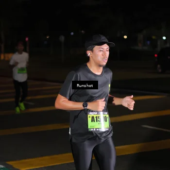 Runner Photo 5646624