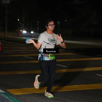 Runner Photo 5646874