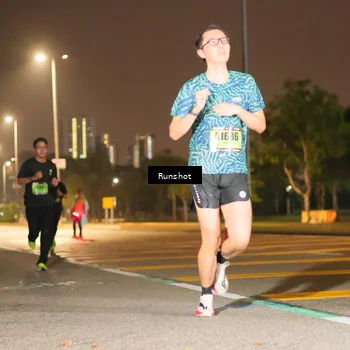 Runner Photo 5647130