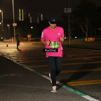 Runner Photo 5647156