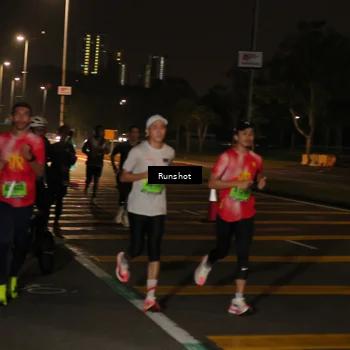Runner Photo 5647190