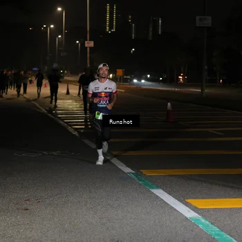 Runner Photo 5647384