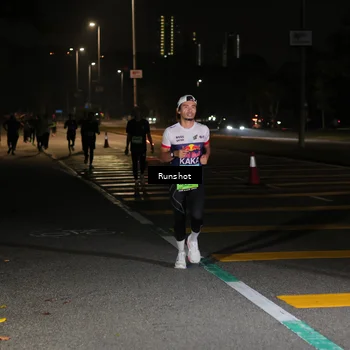 Runner Photo 5647400