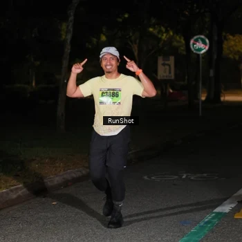 Runner Photo 5647670