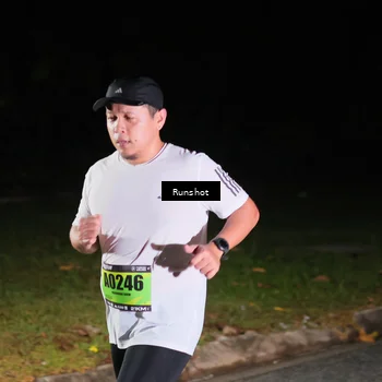 Runner Photo 5647888