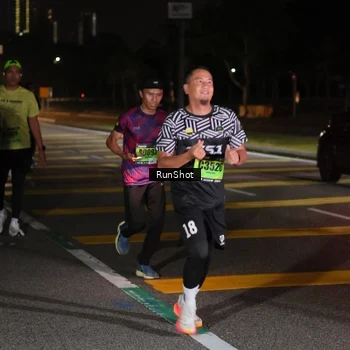 Runner Photo 5648116